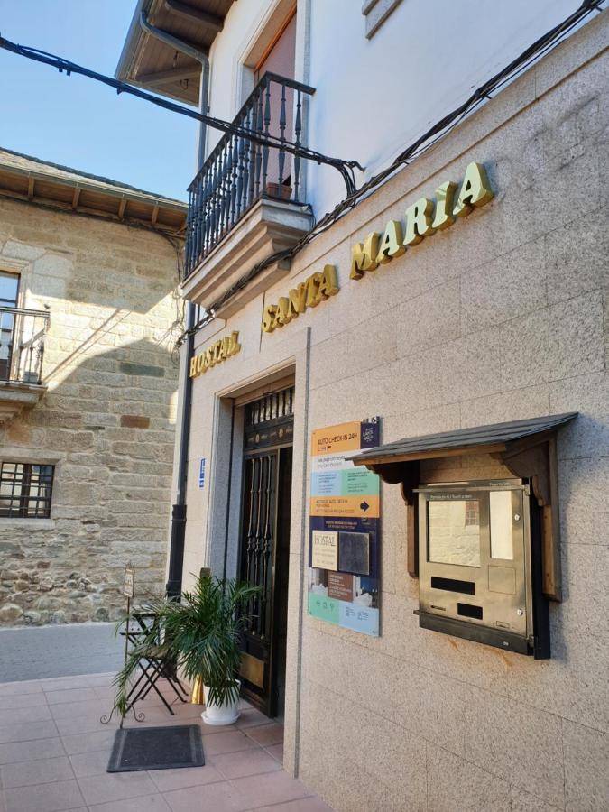 Hostal Santa Maria Cacabelos  Εξωτερικό φωτογραφία